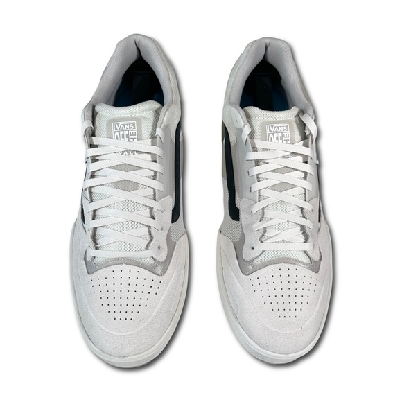 Vans Skate AVE 2.0 White Black UltimateWaffle
Men’s 11.5 Pro Skate Shoes - Picture 4 of 7